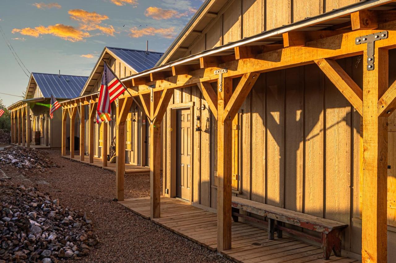 Miners Cabin #4 - King Bed - Private Balcony With Views Tombstone Exterior foto